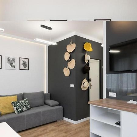 Slowackiego 11B - Cozy Studio By Homeprime Krakau Buitenkant foto
